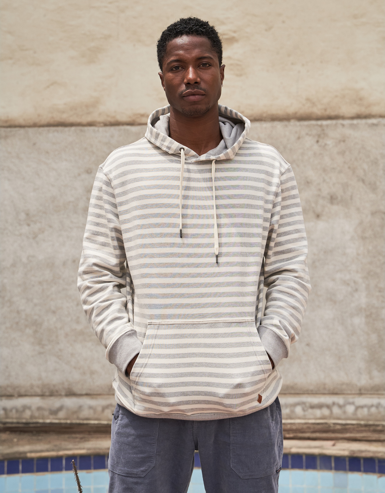 LOOPY LINES MCGEE - GREY/WHITE STRIPES