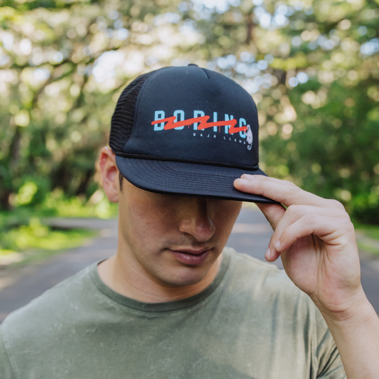 BORING TAGLINE BLACK FOAM TRUCKER – Bajallama