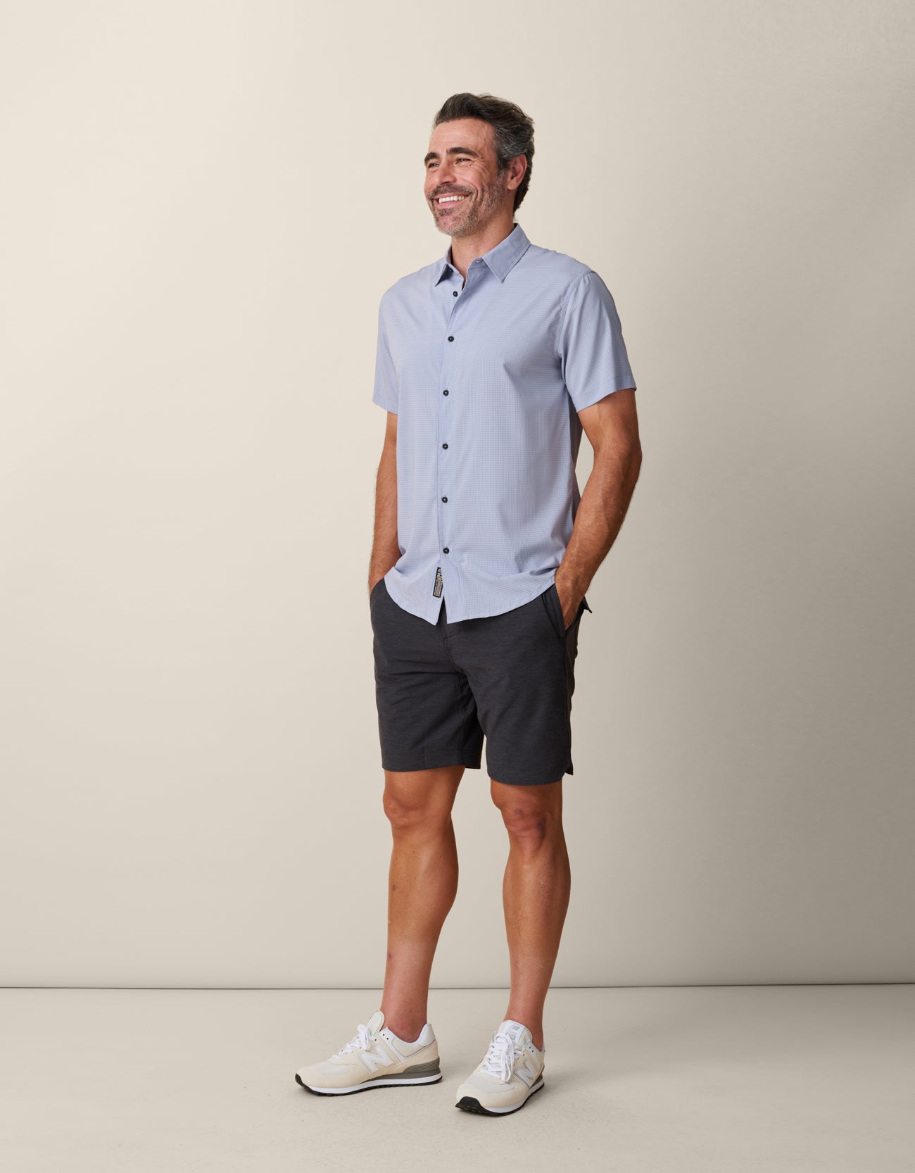 Performance short sleeve in bold purple with clean modern tailoring